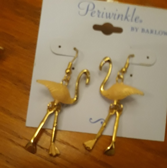 Matching Set-Necklace & Bracelet w/flamingos - Picture 5 of 5